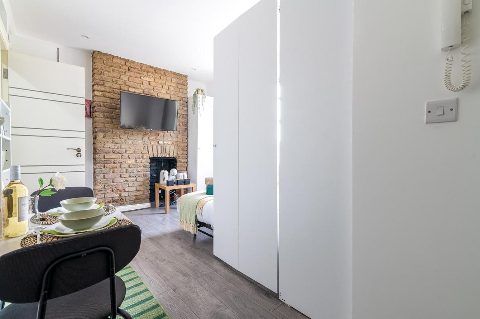 Apartment With Free Wifi *